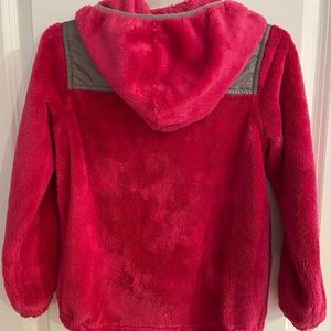 The North Face zip up hooded sweatshirt in size 6 girls.